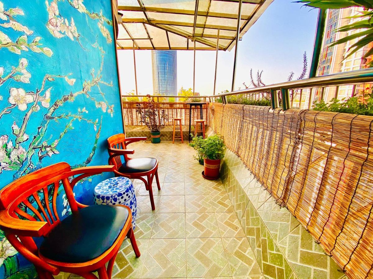 Хостел 弱水咖啡国际青旅only Cafe And Backpacker Чунцин Экстерьер фото